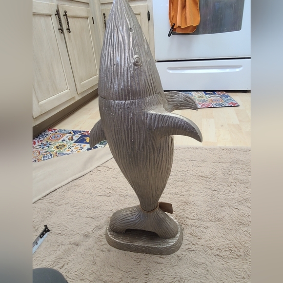 Tommy Bahama Gray Textured Shark Figurine Shaker, Rare, Mussing Shaker Bttle - Picture 9 of 11